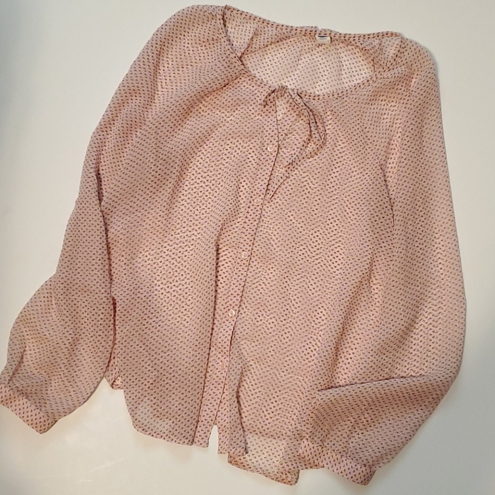 Old Navy Long Sleeve Button Up Blouse